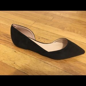 Pointed toe flats